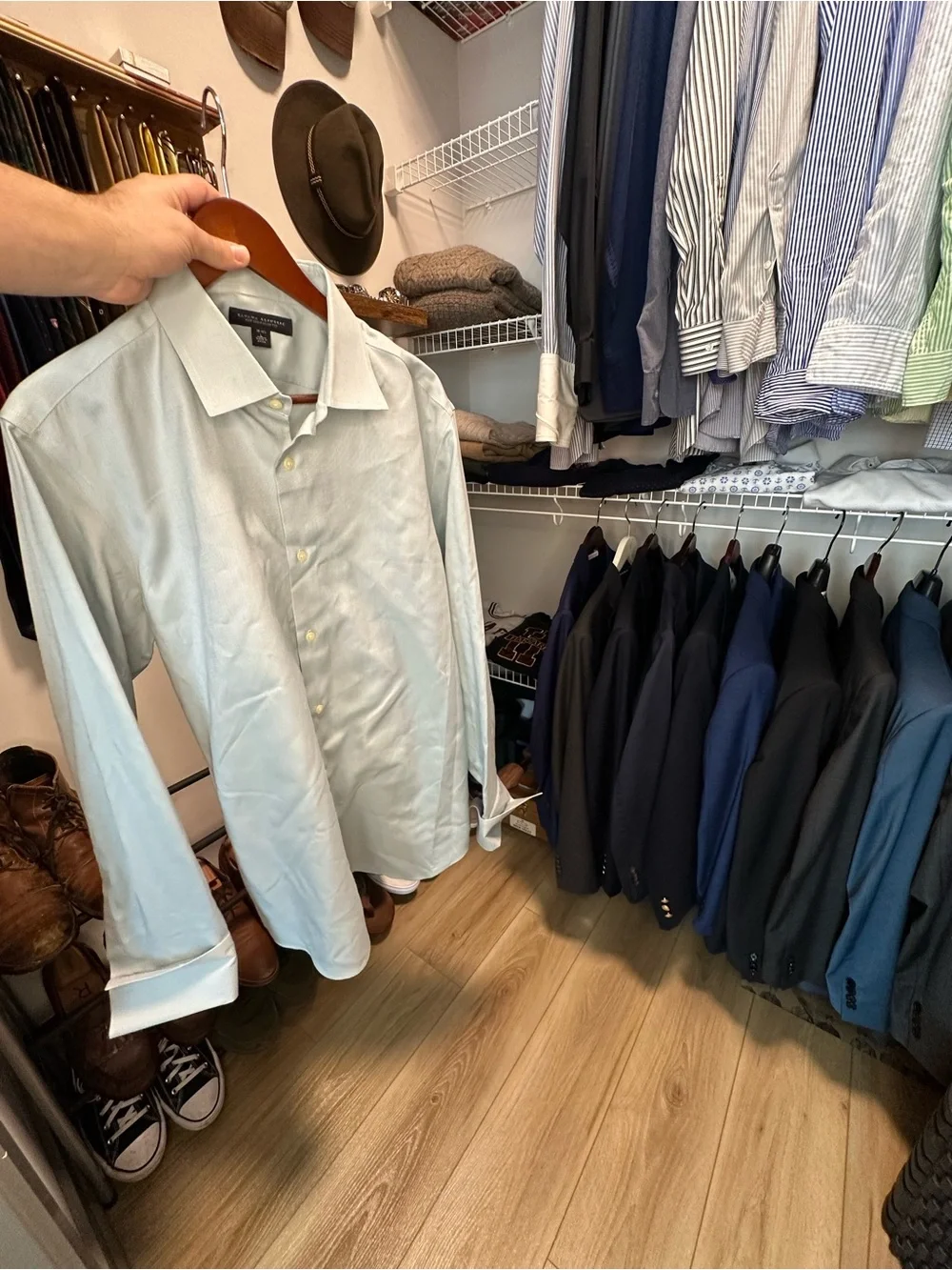 Banana Republic Men's Pale Blue Dress Shirt